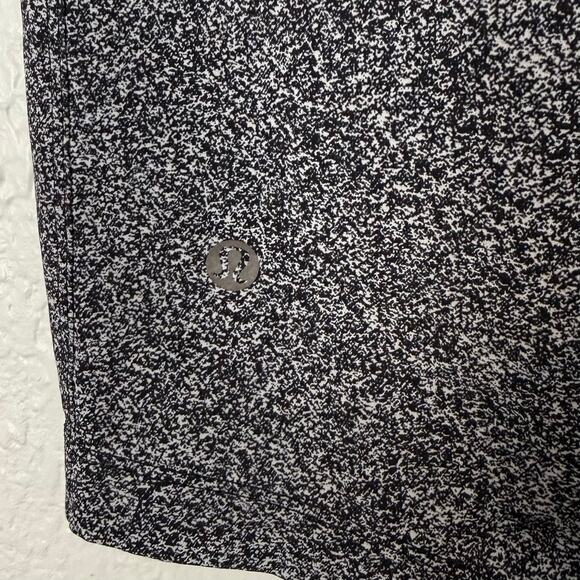 Lululemon Men's T.H.E. Short 9" Linerless Inked Light Cast Black Size Large - Picture 5 of 6